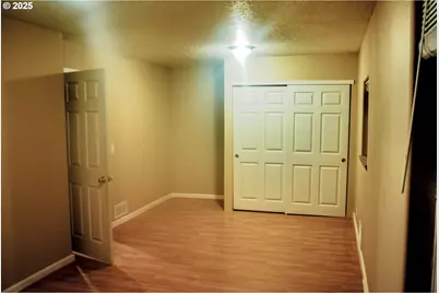825 Yale Ave, Gladstone, OR 97027 - Photo 11