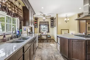8300 SE Riverview Ln, Vancouver, WA 98664 - Photo 13