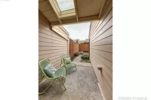 16860 SW Camino Dr, King City, OR 97224 - Photo 21