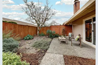 16860 SW Camino Dr, King City, OR 97224 - Photo 25