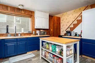 460 Hwy 101, Rockaway Beach, OR 97136 - Photo 11