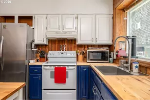 460 Hwy 101, Rockaway Beach, OR 97136 - Photo 15