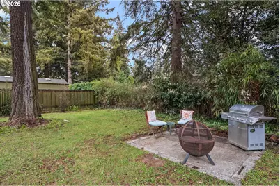 856 NE 113th Ave, Portland, OR 97220 - Photo 35