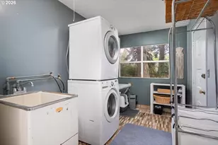 856 NE 113th Ave, Portland, OR 97220 - Photo 29