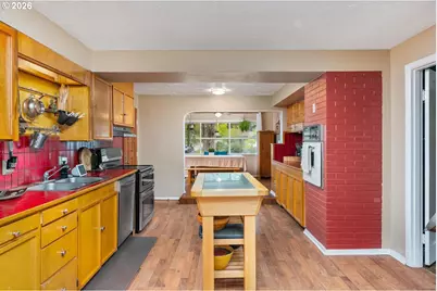 856 NE 113th Ave, Portland, OR 97220 - Photo 11