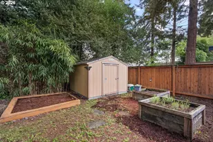856 NE 113th Ave, Portland, OR 97220 - Photo 37