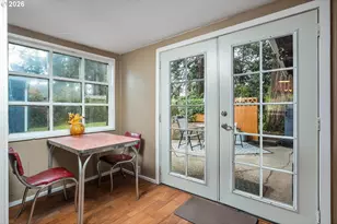 856 NE 113th Ave, Portland, OR 97220 - Photo 15