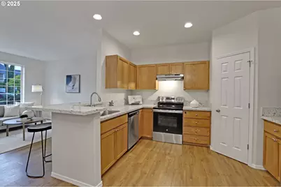 2453 NW Rogue Valley Ter, Beaverton, OR 97006 - Photo 11