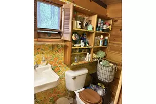 24284 Crescent Lake Hwy, Crescent Lake, OR 97733 - Photo 11