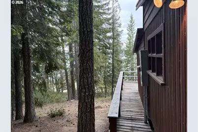 24284 Crescent Lake Hwy #38, Crescent Lake, OR 97733 - Photo 23