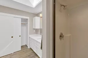 14035 SE Main St, Portland, OR 97233 - Photo 11