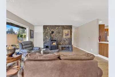 14035 SE Main St, Portland, OR 97233 - Photo 43