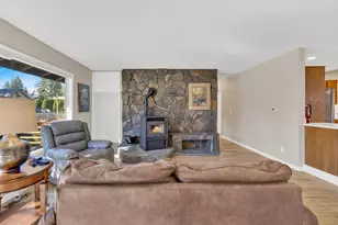 14035 SE Main St, Portland, OR 97233 - Photo 43