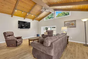 14035 SE Main St, Portland, OR 97233 - Photo 3