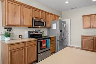 664 Montclair Dr, Albany, OR 97322 - Photo 9