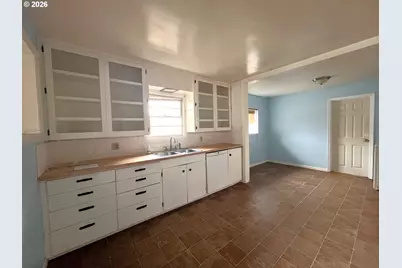 94191 Tenth St, Gold Beach, OR 97444 - Photo 9