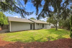 637 SE Paropa Pl, Gresham, OR 97080 - Photo 5