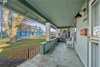 2205 5th St, Tillamook, OR 97141 - Photo 5