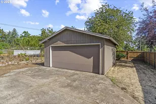 6849 SE Knight St, Portland, OR 97206 - Photo 23