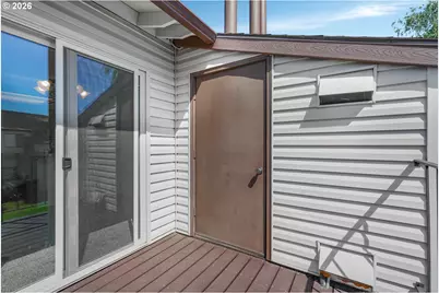 12510 SE Stark St, Portland, OR 97233 - Photo 21