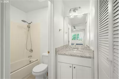 12510 SE Stark St #H, Portland, OR 97233 - Photo 15