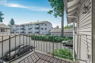 12510 SE Stark St, Portland, OR 97233 - Photo 19