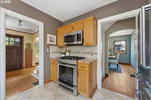 2839 NE Hancock St, Portland, OR 97212 - Photo 15