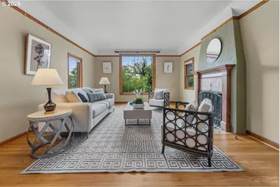 2839 NE Hancock St, Portland, OR 97212 - Photo 5
