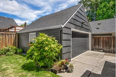 2839 NE Hancock St, Portland, OR 97212 - Photo 39