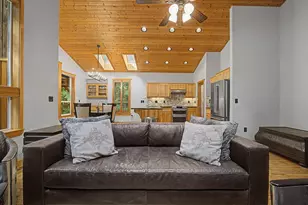 23491 E Lolo Pass Rd, Rhododendron, OR 97049 - Photo 11