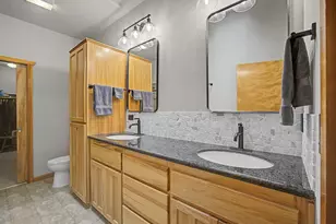 23491 E Lolo Pass Rd, Rhododendron, OR 97049 - Photo 27