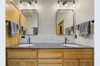 23491 E Lolo Pass Rd, Rhododendron, OR 97049 - Photo 25