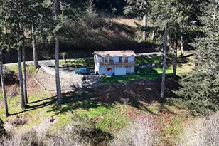 17031 Eastwood Ln, Brookings, OR 97415 - Photo 3