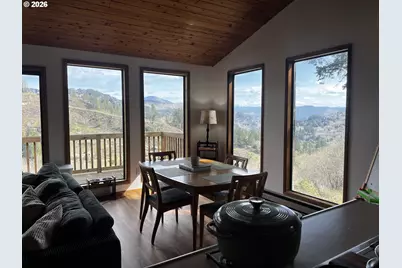 17031 Eastwood Ln, Brookings, OR 97415 - Photo 11