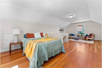 7060 N Kerby Ave, Portland, OR 97217 - Photo 27