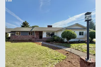 240 NW Baker Creek Rd, McMinnville, OR 97128 - Photo 1