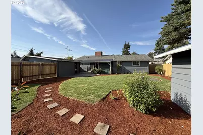 240 NW Baker Creek Rd, McMinnville, OR 97128 - Photo 41