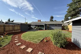 240 NW Baker Creek Rd, McMinnville, OR 97128 - Photo 41