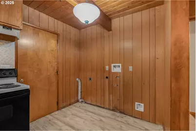 3336 NW Skyline Blvd, Portland, OR 97229 - Photo 15