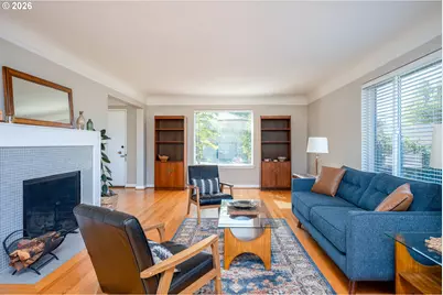 8020 SW Ruby Ter, Portland, OR 97219 - Photo 3
