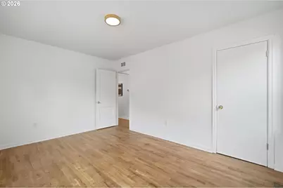 3215 NE 89th Ave, Portland, OR 97220 - Photo 17