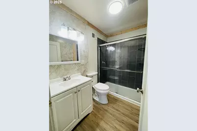 890 2nd St SE, Bandon, OR 97411 - Photo 17