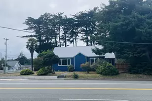 890 2nd St SE, Bandon, OR 97411 - Photo 39