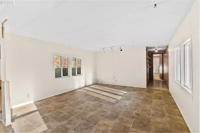 15779 Highway 42, Myrtle Point, OR 97458 - Photo 5