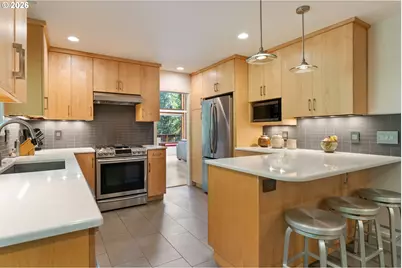 2750 SW 89th Ave, Portland, OR 97225 - Photo 9