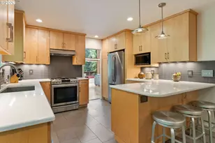 2750 SW 89th Ave, Portland, OR 97225 - Photo 9