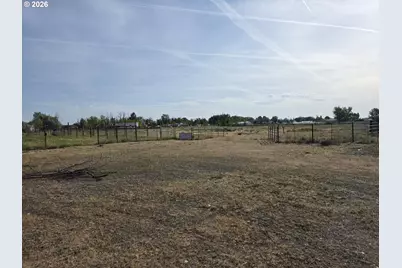 81503 W Eighth Rd, Irrigon, OR 97844 - Photo 3