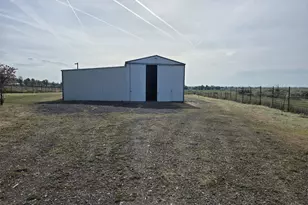 81503 W 8th Rd, Irrigon, OR 97844 - Photo 5
