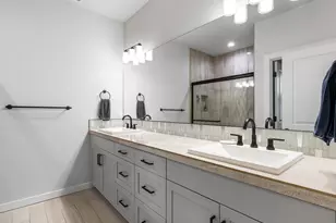 10933 SW Annand Hill Ct, Portland, OR 97224 - Photo 11