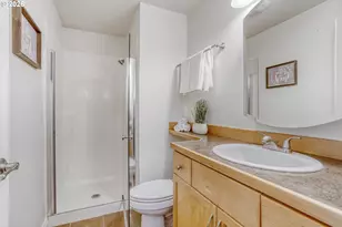 13318 SE McGillivray Blvd, Vancouver, WA 98683 - Photo 21